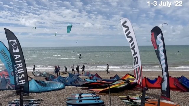 Littlehampton Demo - wingsurf client riding shots