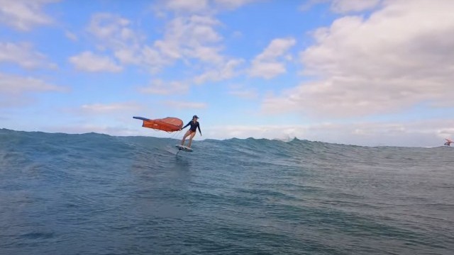 Lets go winging with Caro from MauiWingfoilingLessons