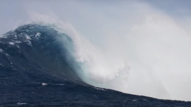 The Big Wave Event Of Emi And Izzi's Lives Gets The Green Light To Go | No Small Feat S1E2