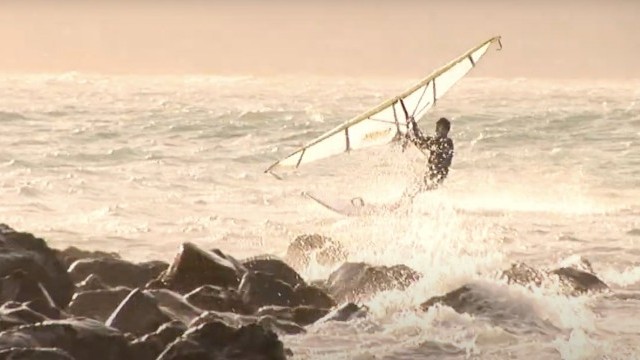 EARLY WINGSURF SESSIONS // MAUI HAWAII