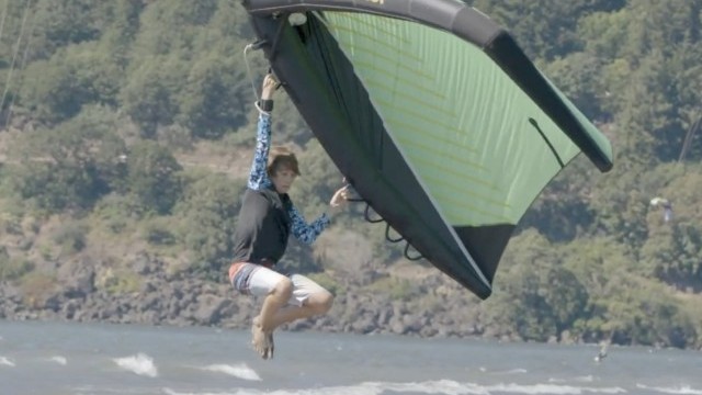 Update your SUP into a Wing surfing board with the sUP WINDer by Slingshot Sports