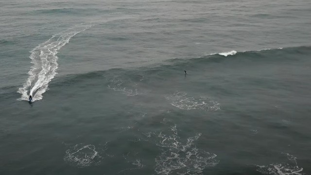 Tow-Foil NAZARE, PORTUGAL - Court In The Act Freeride #VLOG 175