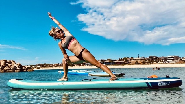 Wing Foiling, SUP and Surf Technique - SUP Yoga