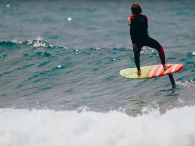 How to Foil Surfing | Surf & Hydrofoil