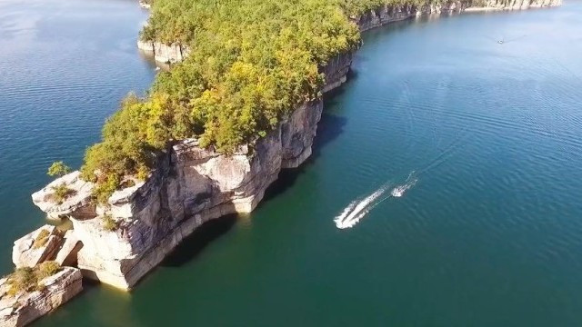 A Day on the Lake with the iSk8