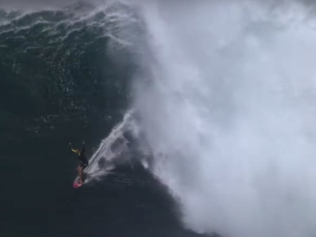 Justine Dupont (Pea’hi/Jaws, Maui, HI) | One Wave Story