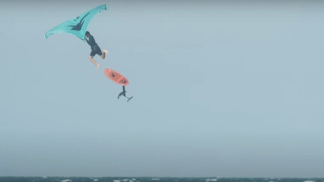 F-ONE l STRIKE