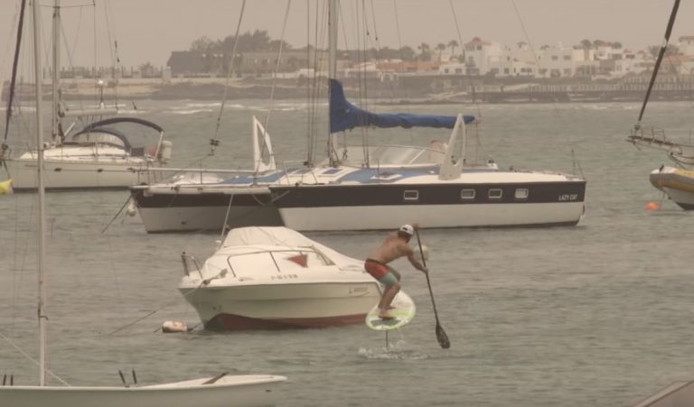First Strapless Flat Water SUP Foil takeoff