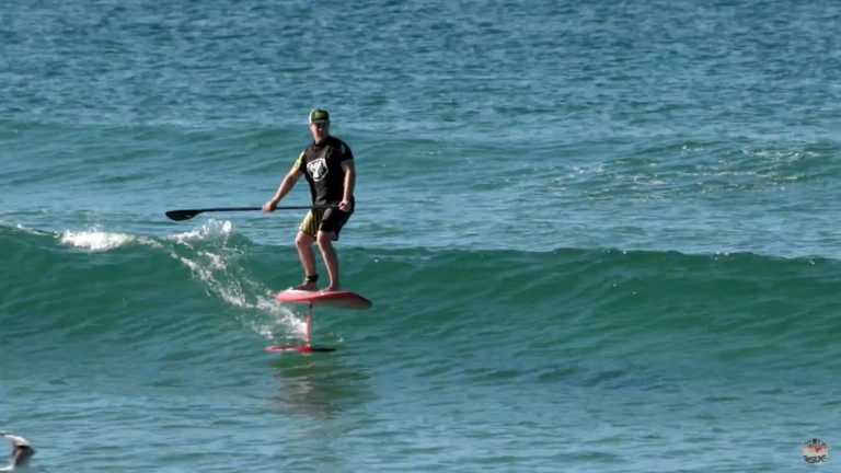 Takuma foils DEEP down in Summer Bay