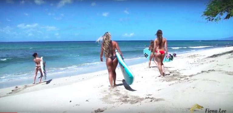 Robby Naish & Ashley Baxter - Paddle Board Surfing in Maui, Hawaii