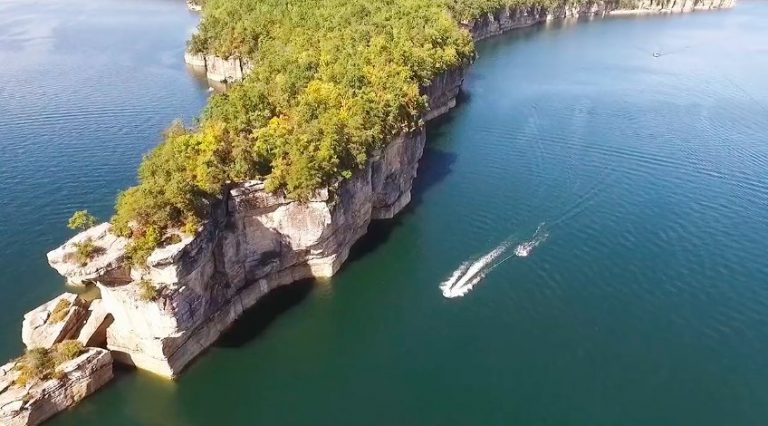 A Day on the Lake with the iSk8