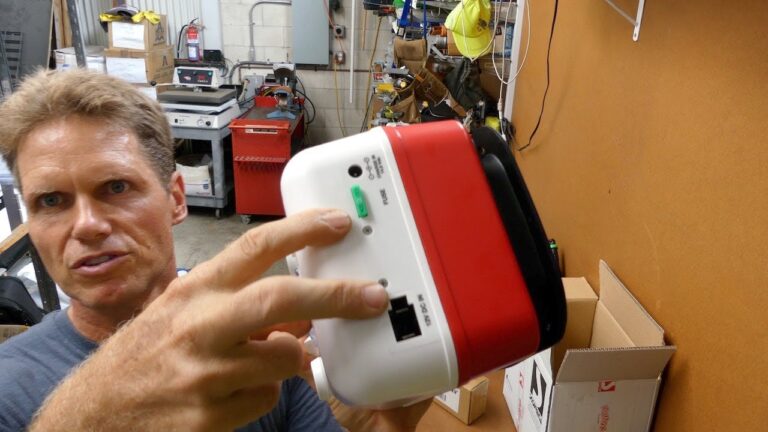 How to replace the internal battery on the Bravo 20 iSUP electric pump