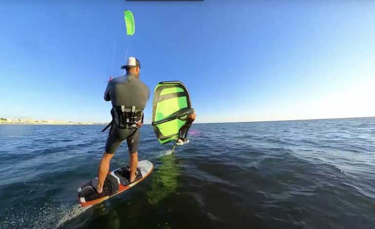 FATHER AND SON IN 10 KNOTS