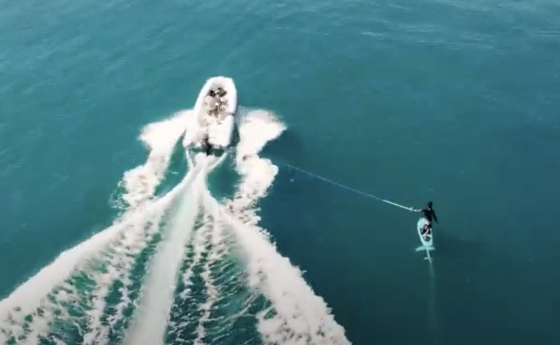WATER SPORTS GUIDE by Vinni Martins | Foiling Behind a Boat
