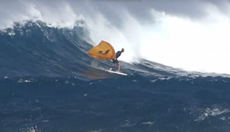 NOVEMBER WINGFOIL SESSIONS / FIRST WAVES & WIND OF THE WINTER
