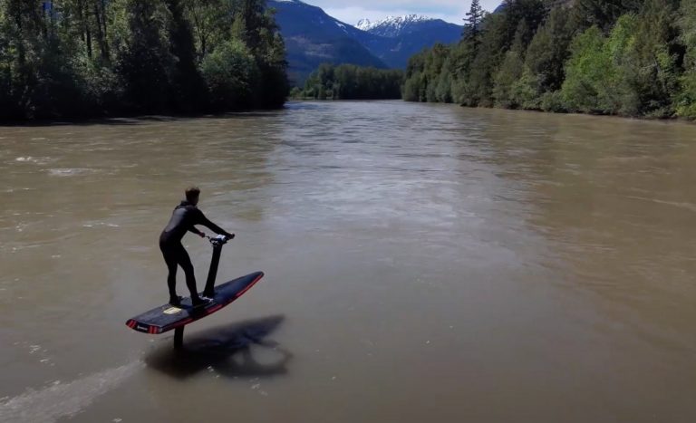 A Beautiful Day To Fly On Canadian Rivers