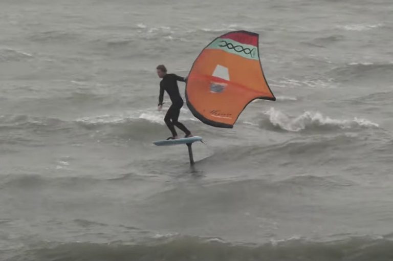 Wingsurfing North Sea