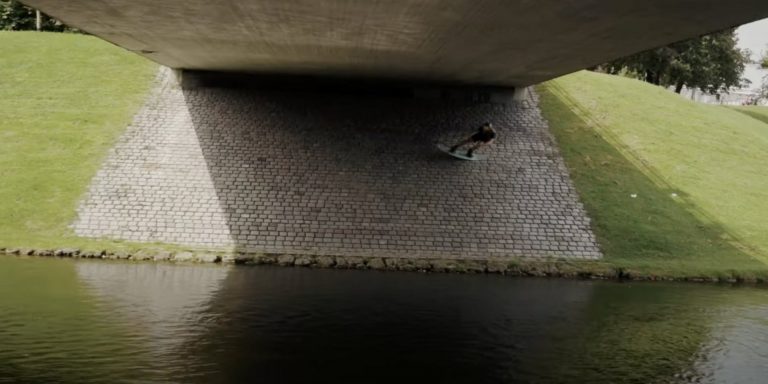 Front Yard Runs - Wakeboarding Munich by  @Dominik Gührs