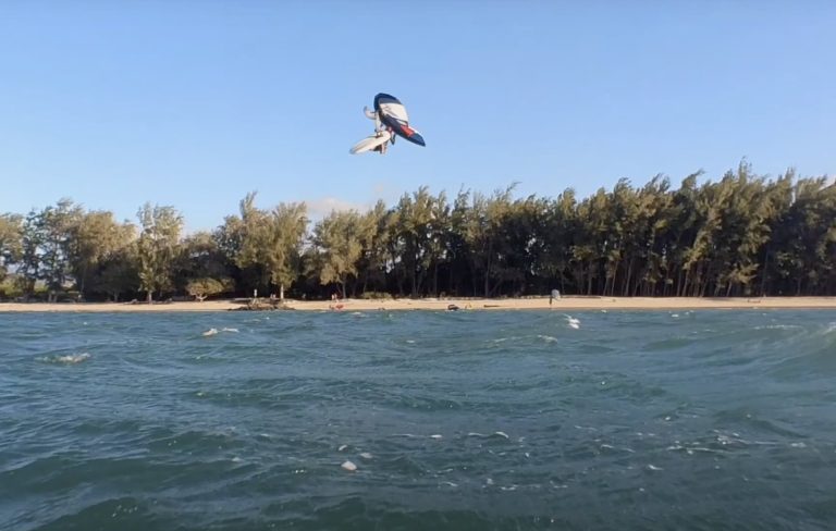 Wings make Cash fly high above Maui