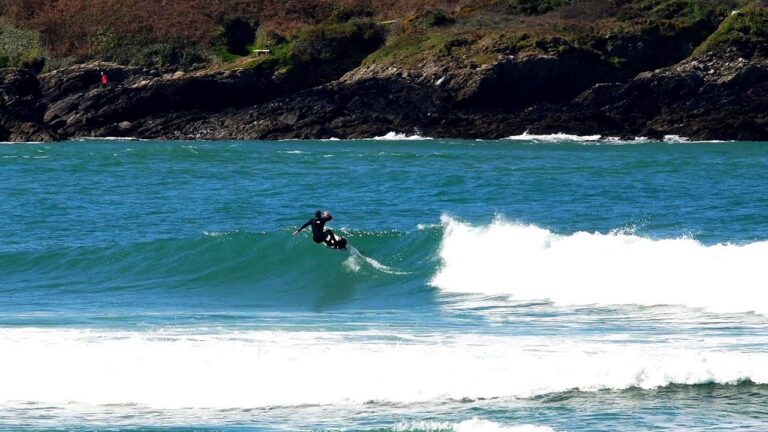Tom Earl - 'Light winds and nice size waves at home'