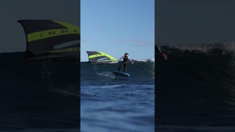 Caity Baxter | Dreaming about these waves…. #sabfoil