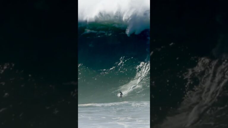 Justine Dupont's massive Nazaré ride