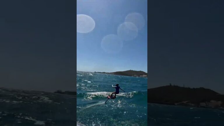 The AFS New Caledonia team in search of the perfect swell