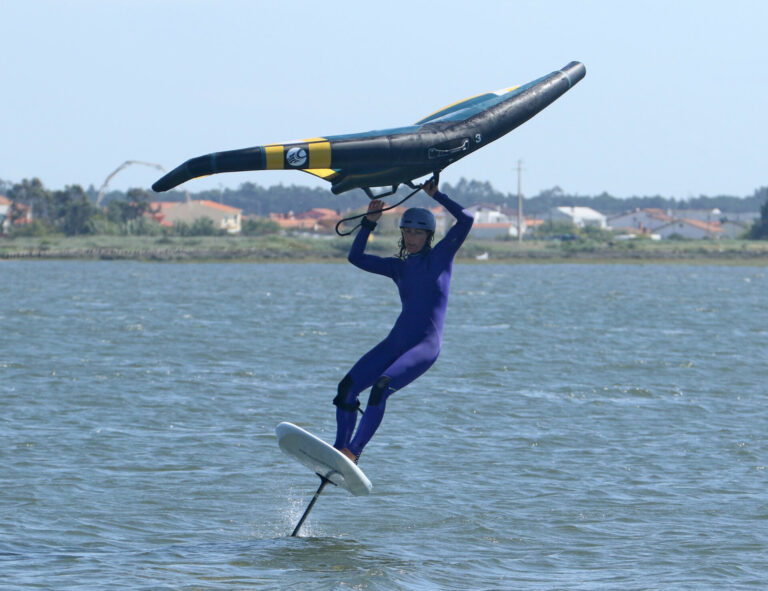 Wing Foiling, SUP and Surf Technique - The Heel to Toe Tack