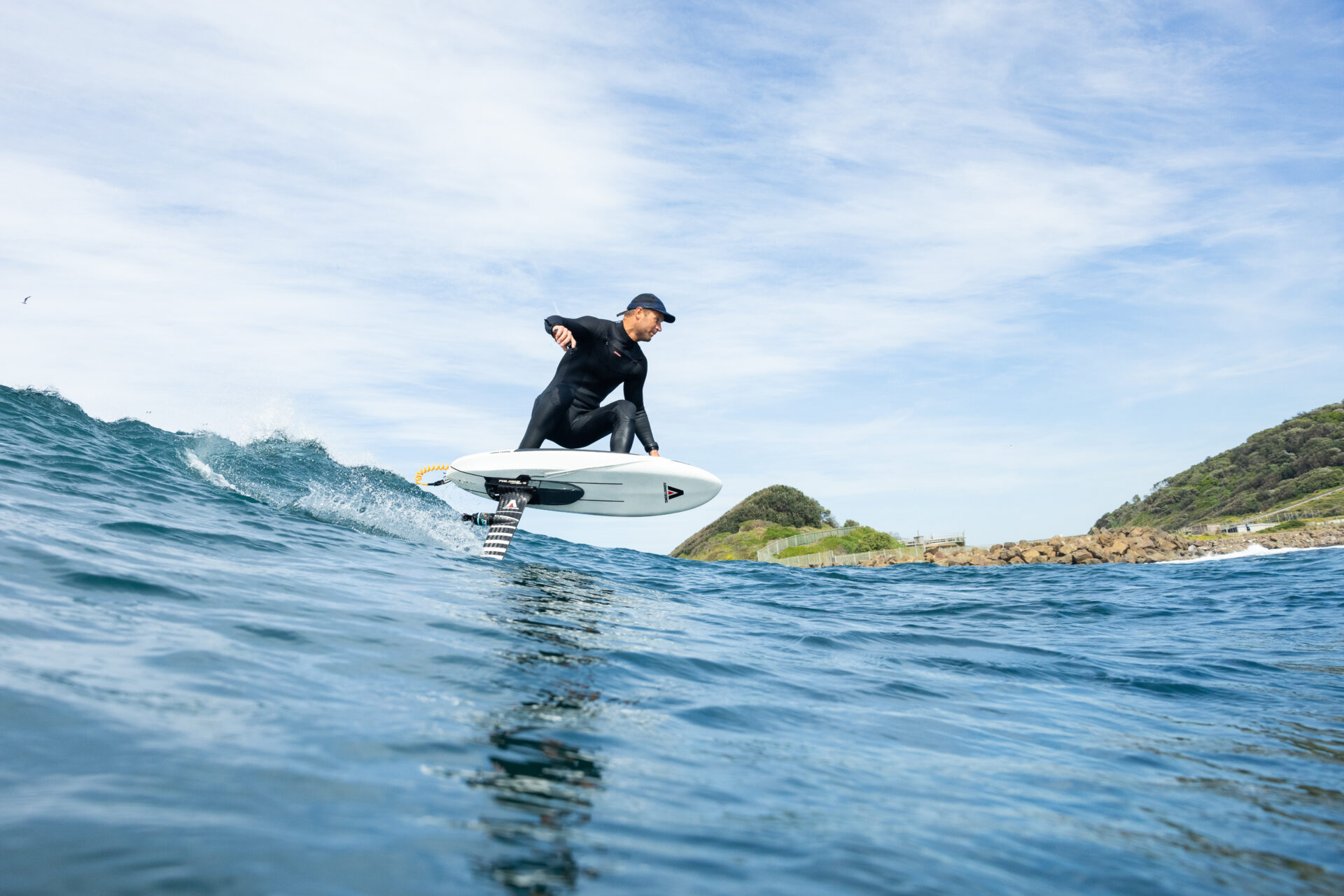 Introducing the ARMSTRONG x FOIL DRIVE Integrated Carbon Masts
