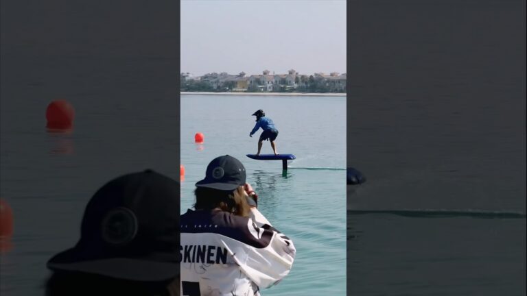 eFoil world championships in Dubai! #courtintheact #efoil #watersports