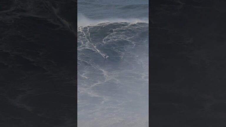 He looks so tiny on that wave #wave #surf #bigwaves