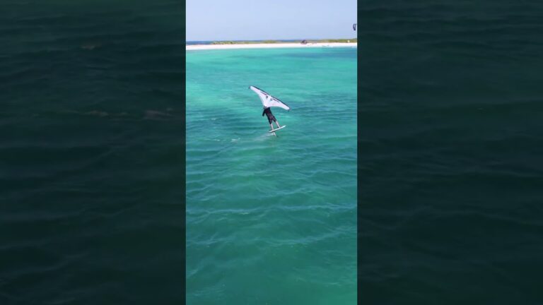Buzzy kiter with the CORE Halo in Los Roques, Venezuela