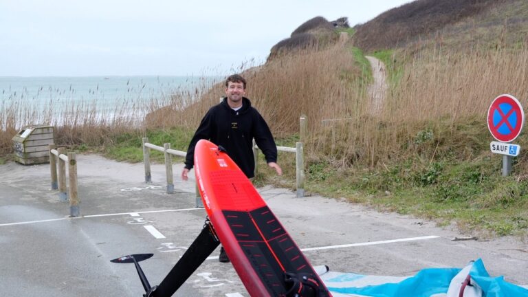 Wingfoil Session with Benoit Carpentier | Starboard Above Foilboard + VIVA Wing.