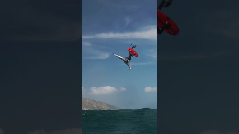 Chris M. Dialing things in for the upcoming Surf-Freestyle season #wingfoilworldtour #wingfoil