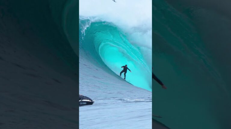 Big Waves Out At Sea #surf #bigwaves #surfing