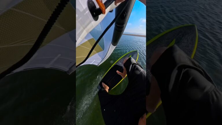5 knots of wind… No problem. #wingfoil #foil #freestyle #pov #unifoil #quest #superk2 #vayu #lake