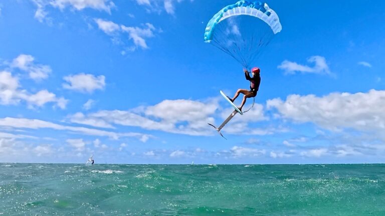 Just a feel good parawing day at Kanaha Beach, Maui