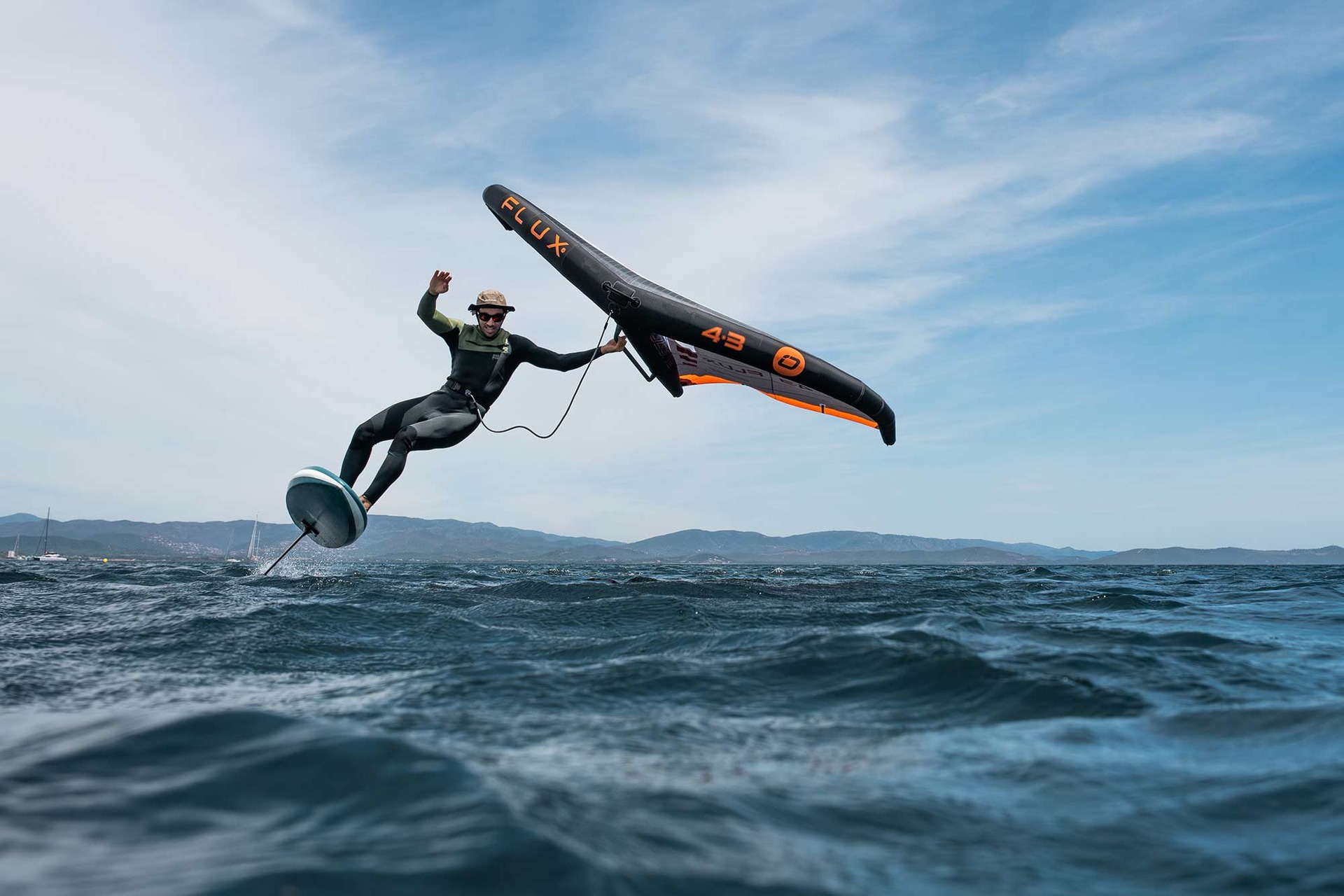 Ozone Flux V3: High-Performance Freeride Speed in a Dacron Wing
