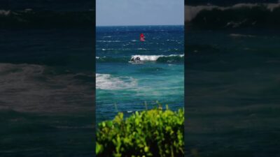 A little hello from reigning World Champ @CashBerzolla #wingfoiling #wingfoil #watersports